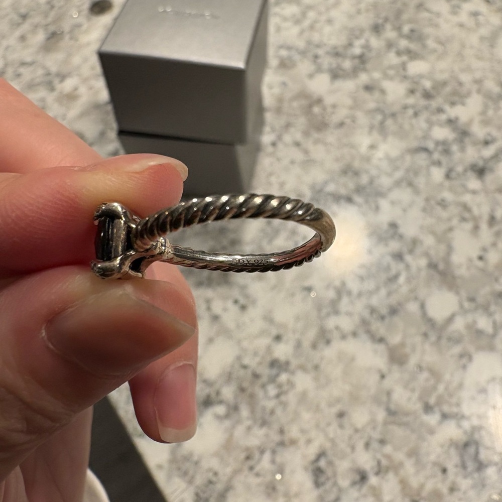 EUC David Yurman Chatelaine® Ring with Pavé Diamonds - Size 6 Black Onyx - Picture 3 of 4